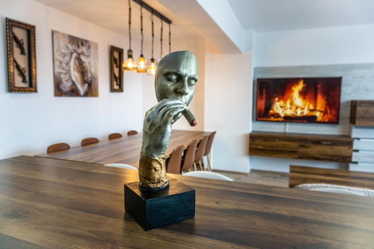 Koa - Sunset Penthouse Apartment Brasov Bagian luar foto