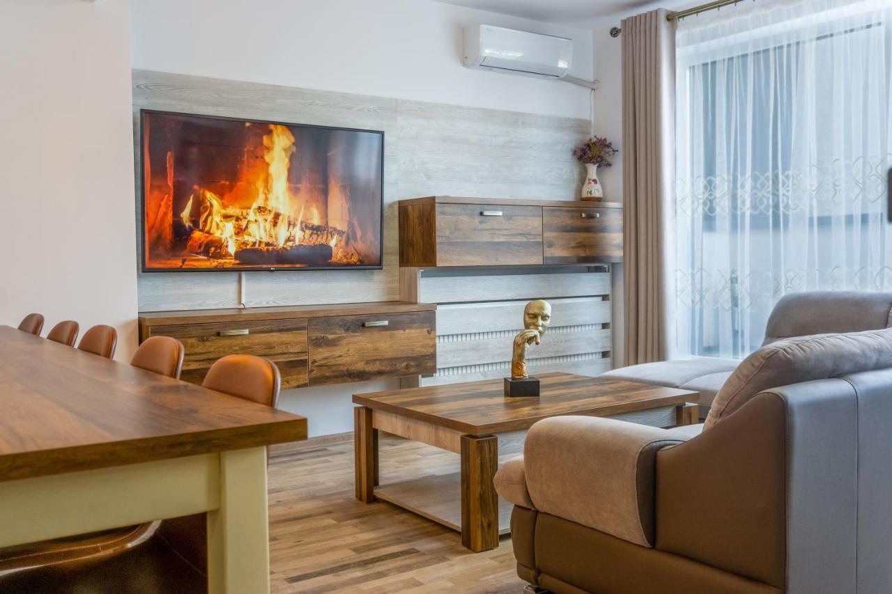 Koa - Sunset Penthouse Apartment Brasov Bagian luar foto