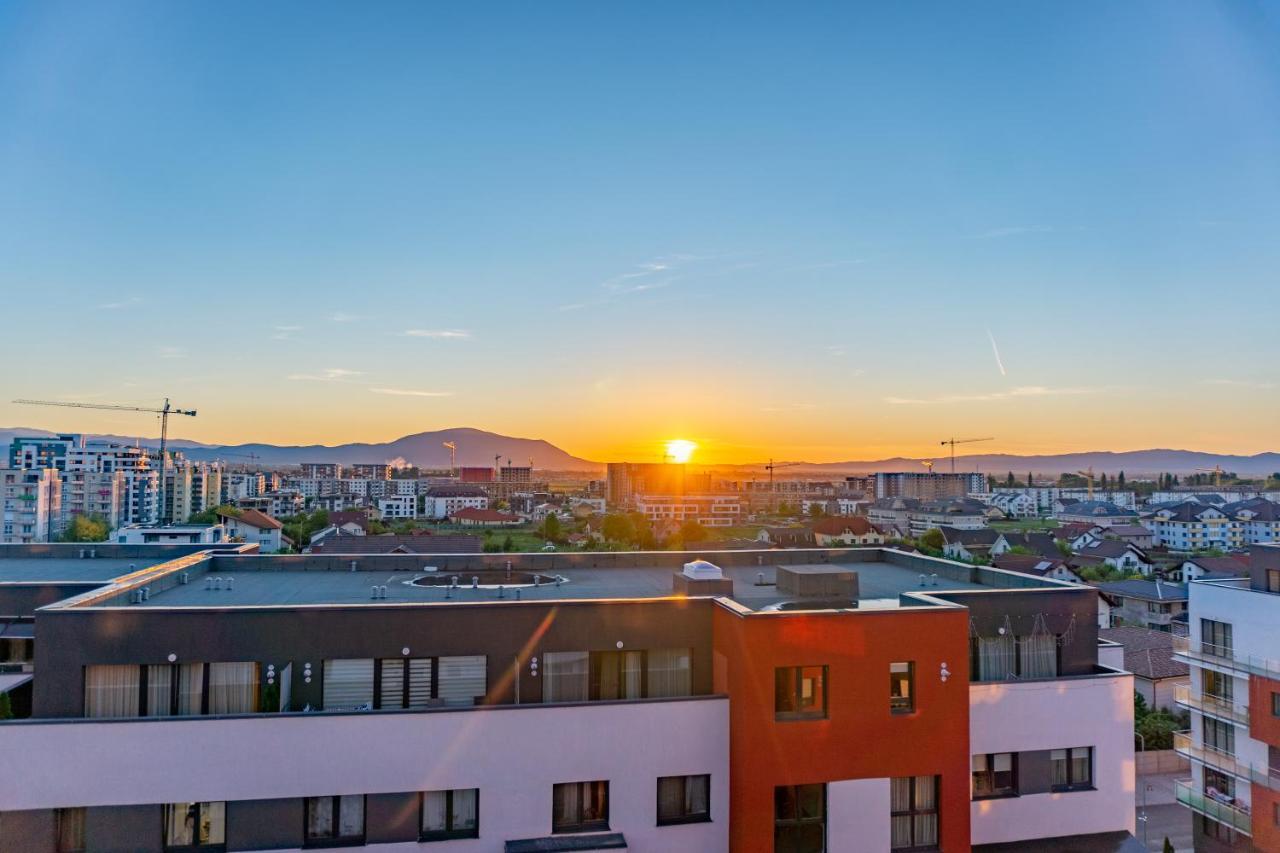 Koa - Sunset Penthouse Apartment Brasov Bagian luar foto